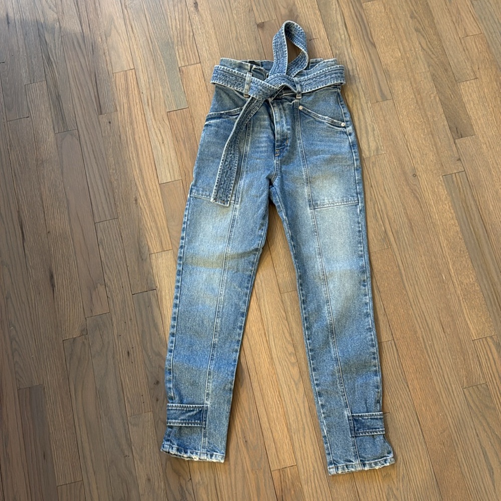 ALC highwaisted belted jeans